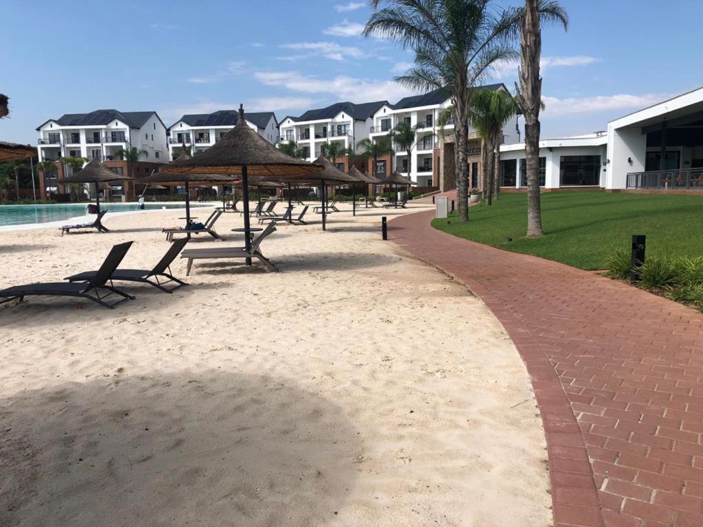 The Blyde Crystal Lagoon Riverwalk Estate Pretoria Exterior foto
