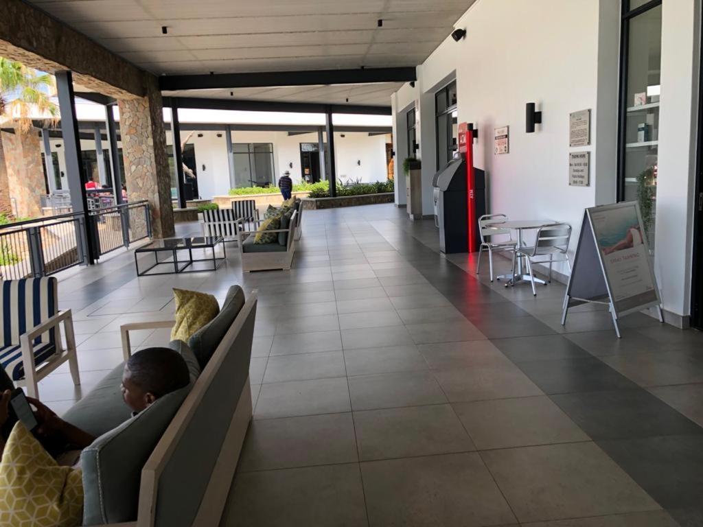 The Blyde Crystal Lagoon Riverwalk Estate Pretoria Exterior foto