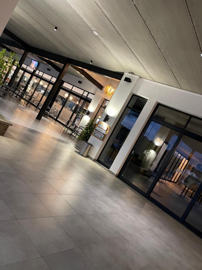 The Blyde Crystal Lagoon Riverwalk Estate Pretoria Exterior foto