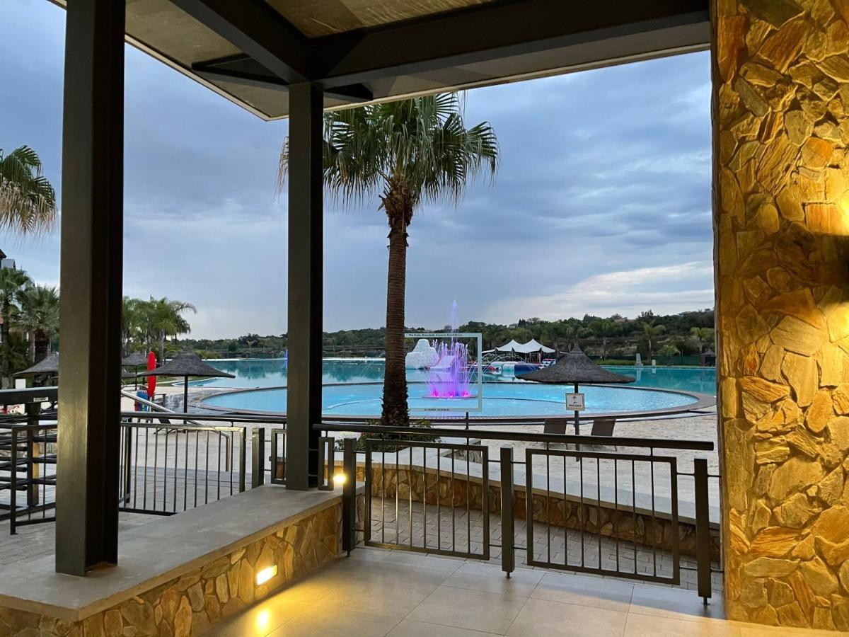 The Blyde Crystal Lagoon Riverwalk Estate Pretoria Exterior foto